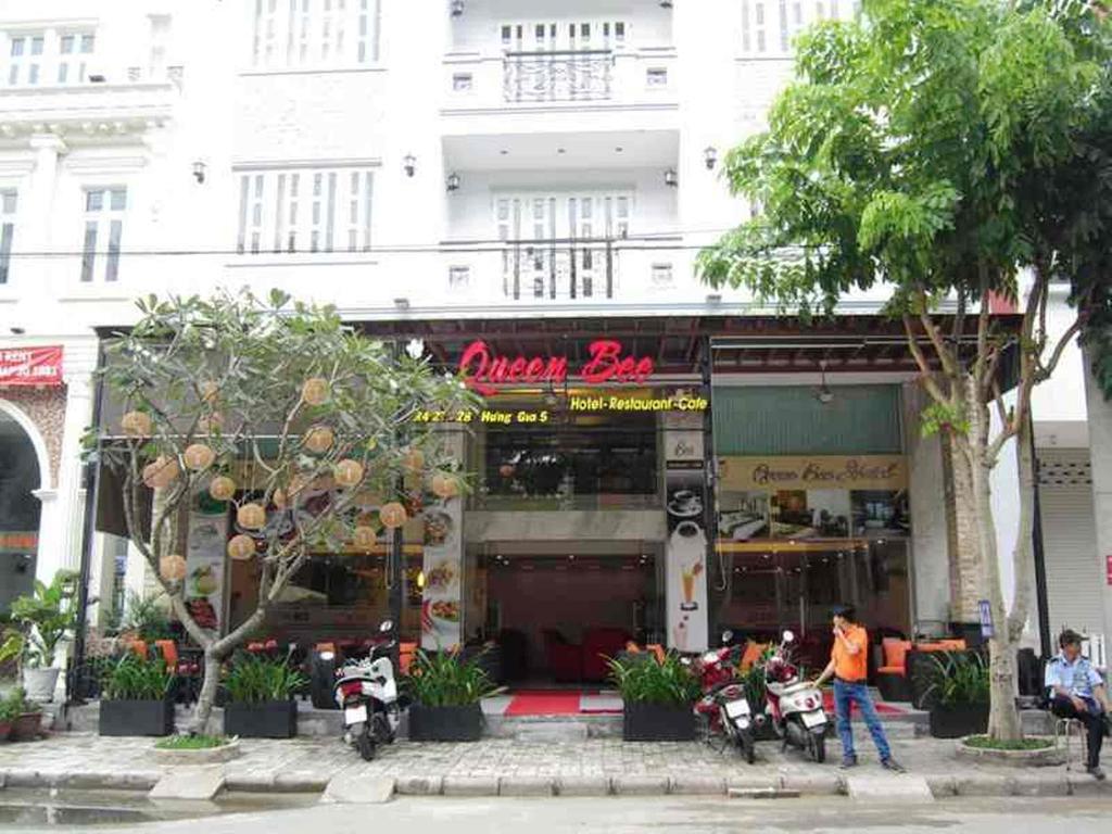 Khách sạn Queen Bee